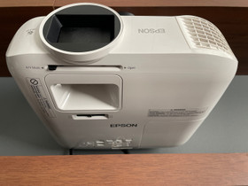 Epson EH-TW5400 3LCD -projektori, Kotiteatterit ja DVD-laitteet, Viihde-elektroniikka, Liminka, Tori.fi Epson EH-TW5400 3LCD -projektori, Kotiteatterit ja DVD-laitteet, Viihde-elektroniikka, Liminka, Tori.fi