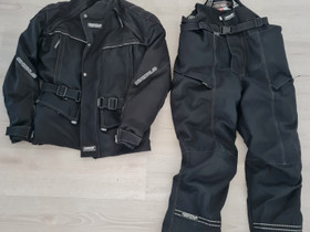 Sinisalo ajopuku koko 50, Ajoasut, kengät ja kypärät, Mototarvikkeet ja varaosat, Oulu, Tori.fi Sinisalo ajopuku koko 50, Ajoasut, kengät ja kypärät, Mototarvikkeet ja varaosat, Oulu, Tori.fi