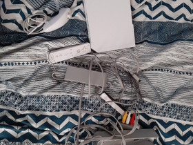 Wii, Pelikonsolit ja pelaaminen, Viihde-elektroniikka, Rovaniemi, Tori.fi Wii, Pelikonsolit ja pelaaminen, Viihde-elektroniikka, Rovaniemi, Tori.fi