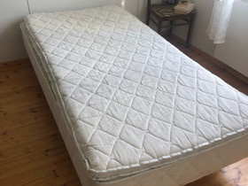 Sänky, Sängyt ja makuuhuone, Sisustus ja huonekalut, Mikkeli, Tori.fi Sänky, Sängyt ja makuuhuone, Sisustus ja huonekalut, Mikkeli, Tori.fi