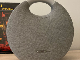 Bluetooth-kaiutin, Audio ja musiikkilaitteet, Viihde-elektroniikka, Kemi, Tori.fi Bluetooth-kaiutin, Audio ja musiikkilaitteet, Viihde-elektroniikka, Kemi, Tori.fi