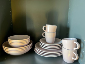 Ikea Färgklar astiasto roosa, Ruokailuastiat ja aterimet, Keittiötarvikkeet ja astiat, Raisio, Tori.fi Ikea Färgklar astiasto roosa, Ruokailuastiat ja aterimet, Keittiötarvikkeet ja astiat, Raisio, Tori.fi