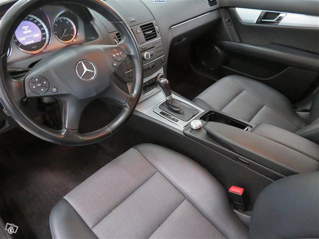 Mercedes-Benz C 4