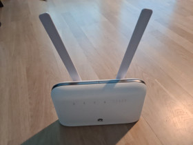 Huawei 8715s-23c reititin, Verkkotuotteet, Tietokoneet ja lisälaitteet, Espoo, Tori.fi Huawei 8715s-23c reititin, Verkkotuotteet, Tietokoneet ja lisälaitteet, Espoo, Tori.fi