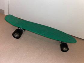 Cruiser/skeittilauta, Rullaluistelu ja skeittaus, Urheilu ja ulkoilu, Helsinki, Tori.fi Cruiser/skeittilauta, Rullaluistelu ja skeittaus, Urheilu ja ulkoilu, Helsinki, Tori.fi