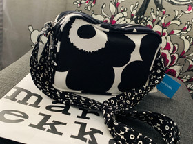 Marimekko Luotsi -laukku, Laukut ja hatut, Asusteet ja kellot, Seinäjoki, Tori.fi Marimekko Luotsi -laukku, Laukut ja hatut, Asusteet ja kellot, Seinäjoki, Tori.fi