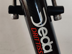 DEDA Drittissimo Carbon 31.6/350mm, Pyörätarvikkeet ja kypärät, Polkupyörät ja pyöräily, Espoo, Tori.fi DEDA Drittissimo Carbon 31.6/350mm, Pyörätarvikkeet ja kypärät, Polkupyörät ja pyöräily, Espoo, Tori.fi