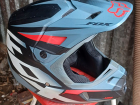 Fox v2, Ajoasut, kengät ja kypärät, Mototarvikkeet ja varaosat, Kuopio, Tori.fi Fox v2, Ajoasut, kengät ja kypärät, Mototarvikkeet ja varaosat, Kuopio, Tori.fi
