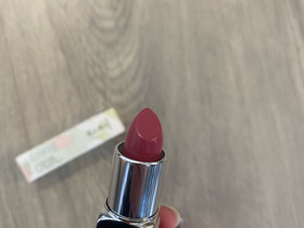 Clinique pop -huulipuna (Plum pop 14), Kauneudenhoito ja kosmetiikka, Terveys ja hyvinvointi, Humppila, Tori.fi Clinique pop -huulipuna (Plum pop 14), Kauneudenhoito ja kosmetiikka, Terveys ja hyvinvointi, Humppila, Tori.fi