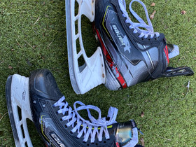 Bauer vapor 2xpro custom luistimet, Jääkiekko ja luistelu, Urheilu ja ulkoilu, Pirkkala, Tori.fi Bauer vapor 2xpro custom luistimet, Jääkiekko ja luistelu, Urheilu ja ulkoilu, Pirkkala, Tori.fi