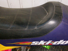 Osia Formula III 1998, Moottorikelkan varaosat ja tarvikkeet, Mototarvikkeet ja varaosat, Oulu, Tori.fi Osia Formula III 1998, Moottorikelkan varaosat ja tarvikkeet, Mototarvikkeet ja varaosat, Oulu, Tori.fi