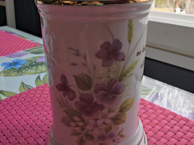 Iso muki, Muut keittiötarvikkeet, Keittiötarvikkeet ja astiat, Kajaani, Tori.fi Iso muki, Muut keittiötarvikkeet, Keittiötarvikkeet ja astiat, Kajaani, Tori.fi