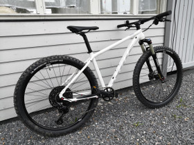 White xc pro 275 m-koko. Kuin uusi, Maastopyörät, Polkupyörät ja pyöräily, Seinäjoki, Tori.fi White xc pro 275 m-koko. Kuin uusi, Maastopyörät, Polkupyörät ja pyöräily, Seinäjoki, Tori.fi