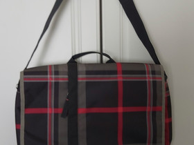 JANSPORT -olkalaukku, Laukut ja hatut, Asusteet ja kellot, Kajaani, Tori.fi JANSPORT -olkalaukku, Laukut ja hatut, Asusteet ja kellot, Kajaani, Tori.fi
