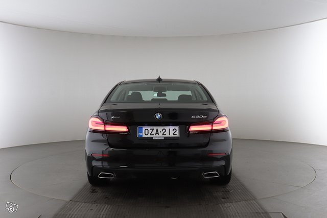 BMW 5-sarja 9