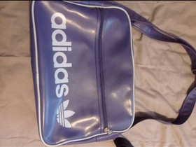 Adidas laukku, Laukut ja hatut, Asusteet ja kellot, Pieksämäki, Tori.fi Adidas laukku, Laukut ja hatut, Asusteet ja kellot, Pieksämäki, Tori.fi