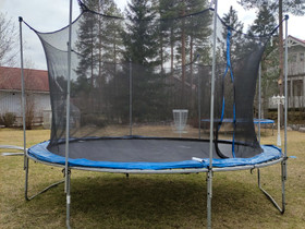 Trampoliini verkolla n. 4m, Kuntoilu ja fitness, Urheilu ja ulkoilu, Oulu, Tori.fi Trampoliini verkolla n. 4m, Kuntoilu ja fitness, Urheilu ja ulkoilu, Oulu, Tori.fi