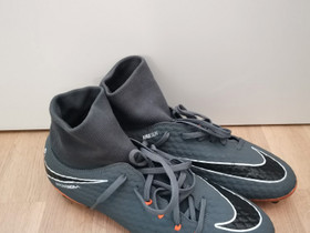 Nike Hypervenom koko 43, Jalkapallo, Urheilu ja ulkoilu, Tampere, Tori.fi Nike Hypervenom koko 43, Jalkapallo, Urheilu ja ulkoilu, Tampere, Tori.fi