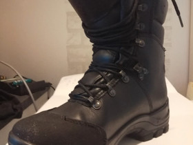 Särmä TST alpina Trapper. koko 7, Ulkoilu ja retkeily, Urheilu ja ulkoilu, Vimpeli, Tori.fi Särmä TST alpina Trapper. koko 7, Ulkoilu ja retkeily, Urheilu ja ulkoilu, Vimpeli, Tori.fi