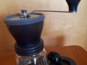 Manuaalinen kahvimylly, Muut keittiötarvikkeet, Keittiötarvikkeet ja astiat, Turku, Tori.fi Manuaalinen kahvimylly, Muut keittiötarvikkeet, Keittiötarvikkeet ja astiat, Turku, Tori.fi