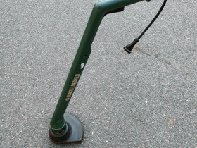 Black&Decker trimmeri, Leikkurit ja koneet, Piha ja puutarha, Säkylä, Tori.fi Black&Decker trimmeri, Leikkurit ja koneet, Piha ja puutarha, Säkylä, Tori.fi