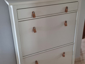 Ikea Hemnes kenkäkaappi, Hyllyt ja säilytys, Sisustus ja huonekalut, Pori, Tori.fi Ikea Hemnes kenkäkaappi, Hyllyt ja säilytys, Sisustus ja huonekalut, Pori, Tori.fi