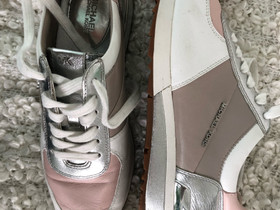 Michael Kors kengät 38,5 nahkaa, Juoksu ja lenkkeily, Urheilu ja ulkoilu, Oulu, Tori.fi Michael Kors kengät 38,5 nahkaa, Juoksu ja lenkkeily, Urheilu ja ulkoilu, Oulu, Tori.fi