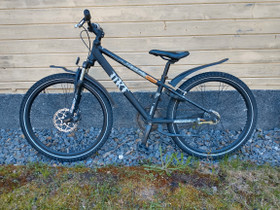 Tunturi Bomber DRT 24", Lasten pyörät, Polkupyörät ja pyöräily, Ilmajoki, Tori.fi Tunturi Bomber DRT 24", Lasten pyörät, Polkupyörät ja pyöräily, Ilmajoki, Tori.fi