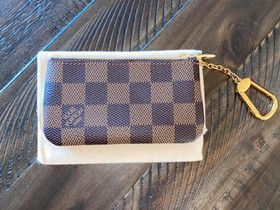Keypouch damier ebene louis vuitton, Muut asusteet, Asusteet ja kellot, Vihti, Tori.fi Keypouch damier ebene louis vuitton, Muut asusteet, Asusteet ja kellot, Vihti, Tori.fi