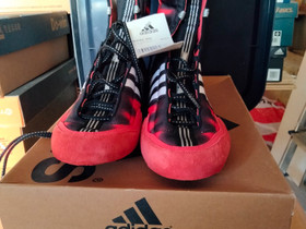 Adidas Boxing 2000, Kamppailulajit, Urheilu ja ulkoilu, Kitee, Tori.fi Adidas Boxing 2000, Kamppailulajit, Urheilu ja ulkoilu, Kitee, Tori.fi
