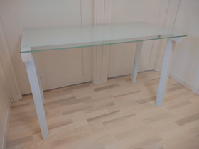 Työpöytä lasikannella 120*60 cm, Pöydät ja tuolit, Sisustus ja huonekalut, Helsinki, Tori.fi Työpöytä lasikannella 120*60 cm, Pöydät ja tuolit, Sisustus ja huonekalut, Helsinki, Tori.fi