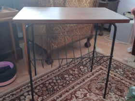Vintage pöytä, Pöydät ja tuolit, Sisustus ja huonekalut, Ähtäri, Tori.fi Vintage pöytä, Pöydät ja tuolit, Sisustus ja huonekalut, Ähtäri, Tori.fi
