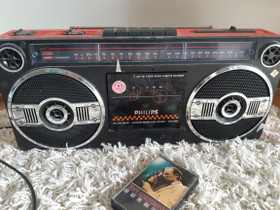 Retro radio c-kasetti soitin, Muu musiikki ja soittimet, Musiikki ja soittimet, Varkaus, Tori.fi Retro radio c-kasetti soitin, Muu musiikki ja soittimet, Musiikki ja soittimet, Varkaus, Tori.fi