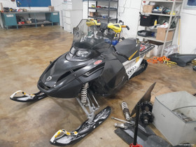 Lynx Rave Rc 600sdi, Moottorikelkan varaosat ja tarvikkeet, Mototarvikkeet ja varaosat, Tornio, Tori.fi Lynx Rave Rc 600sdi, Moottorikelkan varaosat ja tarvikkeet, Mototarvikkeet ja varaosat, Tornio, Tori.fi