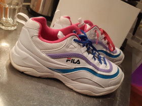 Sneakerit, Fila 39, Vaatteet ja kengät, Oulu, Tori.fi Sneakerit, Fila 39, Vaatteet ja kengät, Oulu, Tori.fi