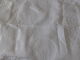 Valkoinen päiväpeitto 210x240cm, Sängyt ja makuuhuone, Sisustus ja huonekalut, Turku, Tori.fi Valkoinen päiväpeitto 210x240cm, Sängyt ja makuuhuone, Sisustus ja huonekalut, Turku, Tori.fi