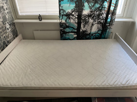 Sänky 120x200, Sängyt ja makuuhuone, Sisustus ja huonekalut, Rovaniemi, Tori.fi Sänky 120x200, Sängyt ja makuuhuone, Sisustus ja huonekalut, Rovaniemi, Tori.fi