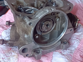 Minarelli 125 4t kansi, Moottoripyörän varaosat ja tarvikkeet, Mototarvikkeet ja varaosat, Kuhmo, Tori.fi Minarelli 125 4t kansi, Moottoripyörän varaosat ja tarvikkeet, Mototarvikkeet ja varaosat, Kuhmo, Tori.fi