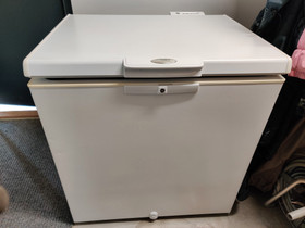 Whirlpool 212l pakastin, Jääkaapit ja pakastimet, Kodinkoneet, Raahe, Tori.fi Whirlpool 212l pakastin, Jääkaapit ja pakastimet, Kodinkoneet, Raahe, Tori.fi