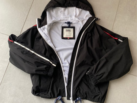 Tommy Jeans takki, Vaatteet ja kengät, Oulu, Tori.fi Tommy Jeans takki, Vaatteet ja kengät, Oulu, Tori.fi