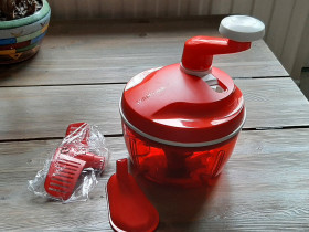Tupperware Quick Chef, Keittiövälineet, Keittiötarvikkeet ja astiat, Mikkeli, Tori.fi Tupperware Quick Chef, Keittiövälineet, Keittiötarvikkeet ja astiat, Mikkeli, Tori.fi