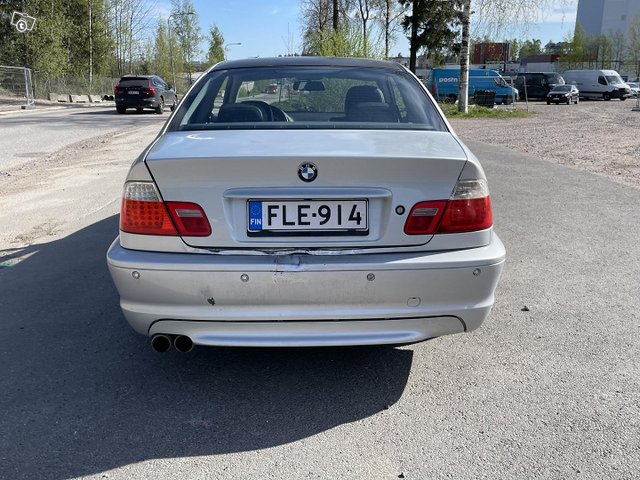 BMW 323 6
