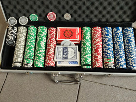 Ladbrokes.com pokerisalkku, Pelit ja muut harrastukset, Pori, Tori.fi Ladbrokes.com pokerisalkku, Pelit ja muut harrastukset, Pori, Tori.fi
