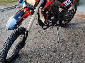 Helkama Supermoto2, Mopot, Moto, Hämeenlinna, Tori.fi Helkama Supermoto2, Mopot, Moto, Hämeenlinna, Tori.fi