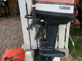 Yamaha 20hp, 2-tahti, kaukohallinta ja tankki, Moottoriveneet, Veneet, Järvenpää, Tori.fi Yamaha 20hp, 2-tahti, kaukohallinta ja tankki, Moottoriveneet, Veneet, Järvenpää, Tori.fi