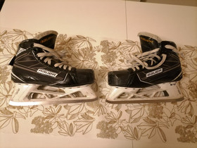 Bauer S170 mv luistimet, Jääkiekko ja luistelu, Urheilu ja ulkoilu, Pedersören kunta, Tori.fi Bauer S170 mv luistimet, Jääkiekko ja luistelu, Urheilu ja ulkoilu, Pedersören kunta, Tori.fi