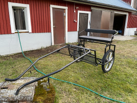 Valjakkokärryt ponille, Muut hevostarvikkeet, Hevoset ja hevosurheilu, Kuopio, Tori.fi Valjakkokärryt ponille, Muut hevostarvikkeet, Hevoset ja hevosurheilu, Kuopio, Tori.fi