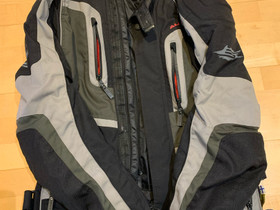 Sweep Alpha ajoasu, Ajoasut, kengät ja kypärät, Mototarvikkeet ja varaosat, Nurmijärvi, Tori.fi Sweep Alpha ajoasu, Ajoasut, kengät ja kypärät, Mototarvikkeet ja varaosat, Nurmijärvi, Tori.fi