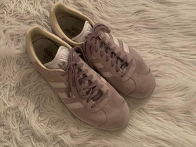 Adidas Gazelle, koko 40 2/3, Vaatteet ja kengät, Vaasa, Tori.fi Adidas Gazelle, koko 40 2/3, Vaatteet ja kengät, Vaasa, Tori.fi
