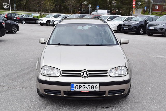 Volkswagen Golf Variant 2